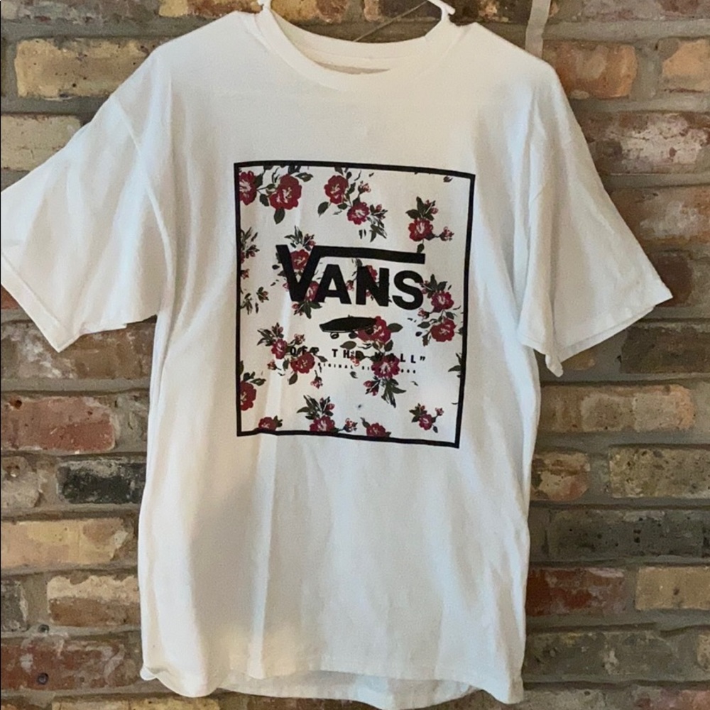 New VANS white t-shirt